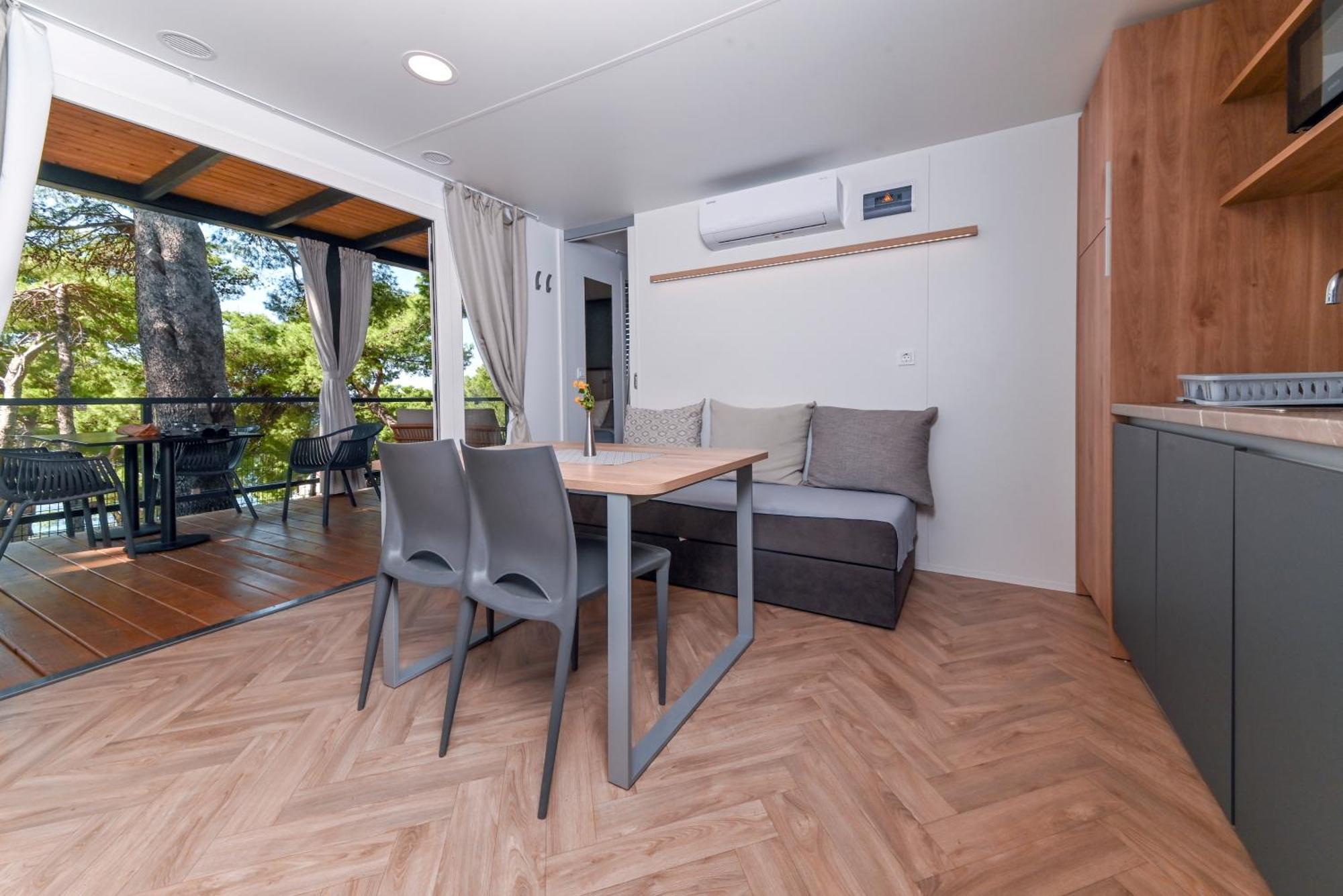 Morenia Park Villas Подаца Екстериор снимка